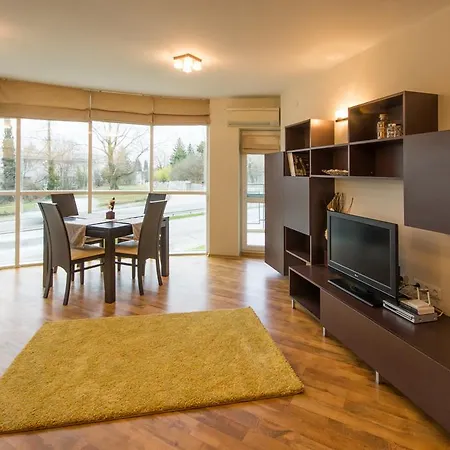 Holiday Euxinograd Апартаменты Варна