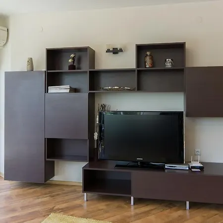 Апартаменты Holiday Euxinograd *